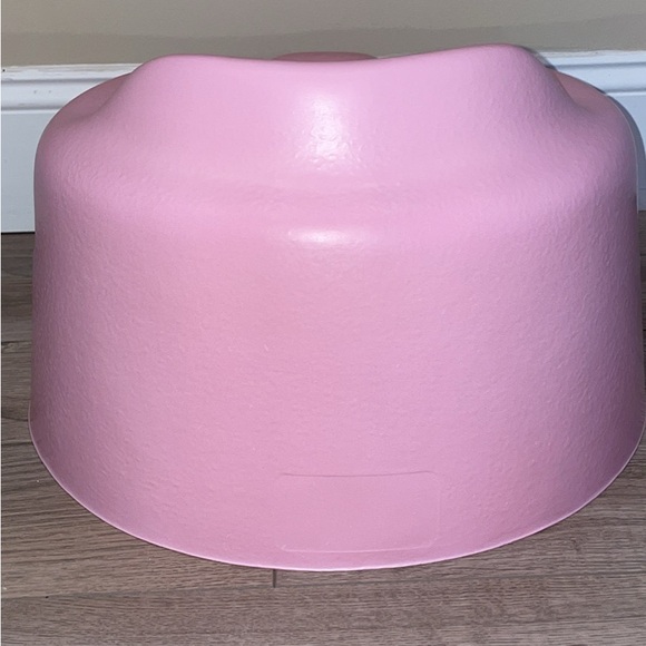 Pink Bumbo Baby Seat With Snack Tray - Picture 4 of 4